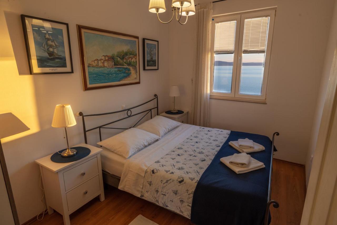 Apartments Villa Mandarina Podgora Rum bild