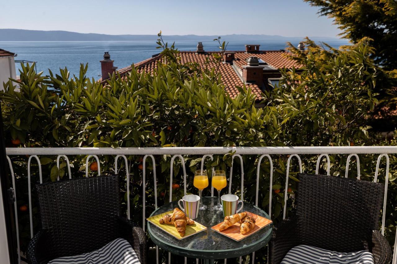 Apartments Villa Mandarina Podgora Rum bild